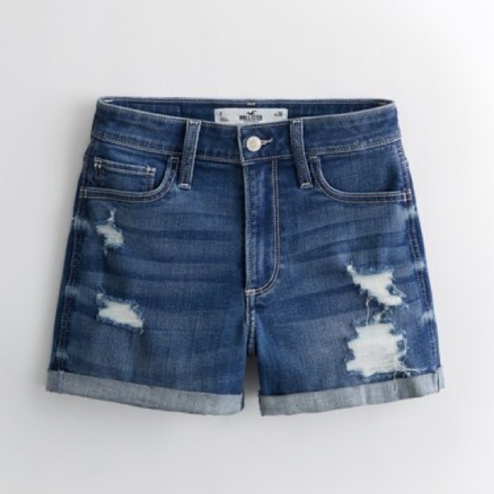NWT Hollister Curvy High-Rise Short